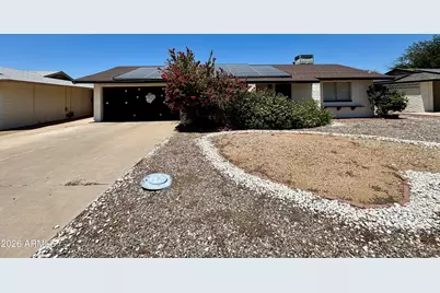 11802 N Hacienda Drive, Sun City, AZ 85351 - Photo 2
