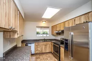 11802 N Hacienda Dr, Sun City, AZ 85351 - Photo 6