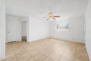 2931 E Beck Ln, Phoenix, AZ 85032 - Photo 8