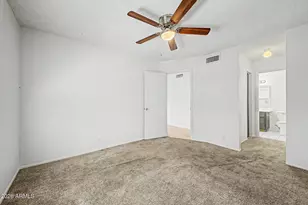 2931 E Beck Ln, Phoenix, AZ 85032 - Photo 8