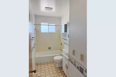 11007 W Florida Avenue, Sun City, AZ 85351 - Photo 6