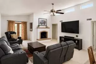 16615 N 29th Dr, Phoenix, AZ 85053 - Photo 2