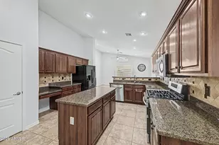 2021 E Indigo Dr, Chandler, AZ 85286 - Photo 30