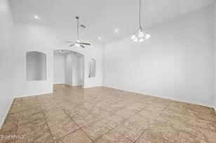 2021 E Indigo Dr, Chandler, AZ 85286 - Photo 14