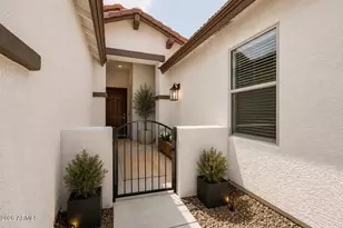 2021 E Indigo Dr, Chandler, AZ 85286 - Photo 2