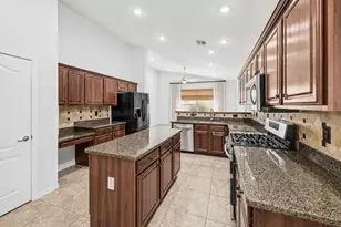 2021 E Indigo Dr, Chandler, AZ 85286 - Photo 12