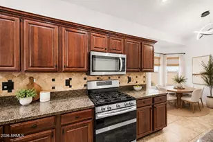 2021 E Indigo Dr, Chandler, AZ 85286 - Photo 10