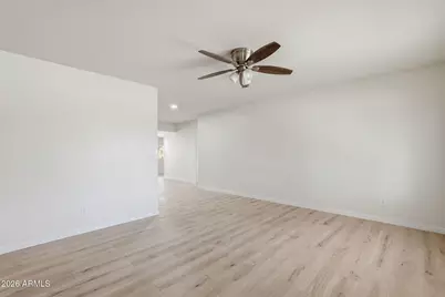 612 W Farmdale Avenue, Mesa, AZ 85210 - Photo 6
