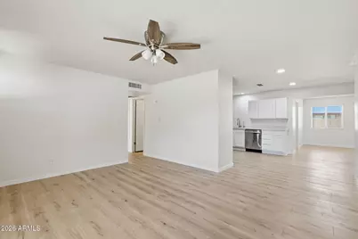 612 W Farmdale Avenue, Mesa, AZ 85210 - Photo 8