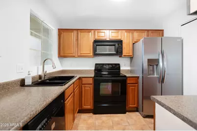 1880 E Morten Avenue #223, Phoenix, AZ 85020 - Photo 12