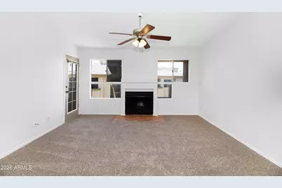 1880 E Morten Avenue #223, Phoenix, AZ 85020 - Photo 6