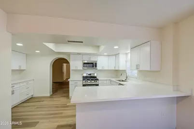 206 W Sunland Avenue, Phoenix, AZ 85041 - Photo 10