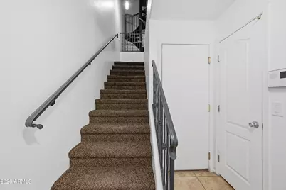 5724 S 21st Place, Phoenix, AZ 85040 - Photo 4
