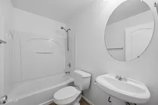 5724 S 21st Pl, Phoenix, AZ 85040 - Photo 12