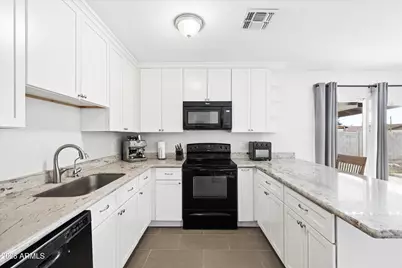 2265 W Boston Street, Chandler, AZ 85224 - Photo 12