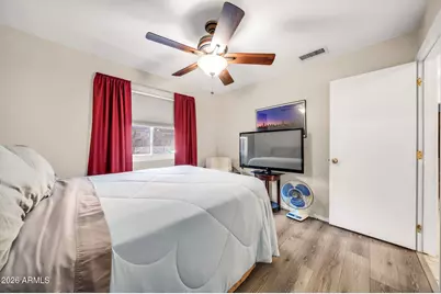 17424 N 1st Avenue, Phoenix, AZ 85023 - Photo 18