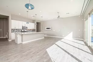 1977 W Kinfield Trail, Phoenix, AZ 85085 - Photo 10