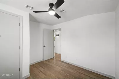 6414 W Mitchell Drive, Phoenix, AZ 85033 - Photo 16