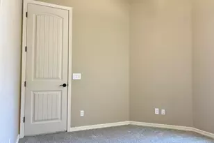 1748 N Makalu Cir, Mesa, AZ 85207 - Photo 12