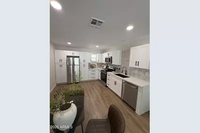 8450 E Windsor Avenue, Scottsdale, AZ 85257 - Photo 10