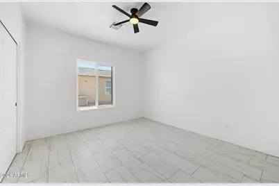10094 W Mission Drive, Arizona City, AZ 85123 - Photo 22