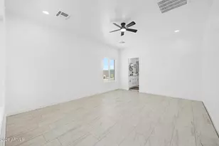 10094 W Mission Dr, Arizona City, AZ 85123 - Photo 12
