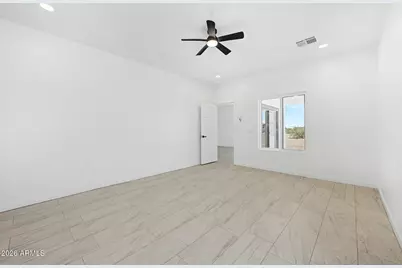 10094 W Mission Drive, Arizona City, AZ 85123 - Photo 14