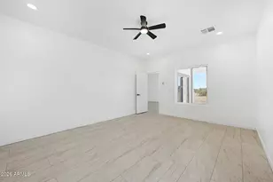 10094 W Mission Dr, Arizona City, AZ 85123 - Photo 14