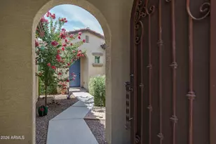18059 W Tanglewood Dr, Goodyear, AZ 85338 - Photo 4