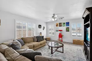 704 W La Pryor Ln, Gilbert, AZ 85233 - Photo 26