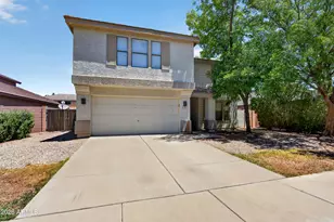 704 W La Pryor Ln, Gilbert, AZ 85233 - Photo 2