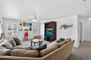 704 W La Pryor Ln, Gilbert, AZ 85233 - Photo 22