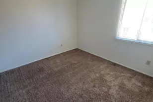7854 N 47th Ave, Glendale, AZ 85301 - Photo 4