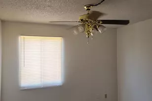 7854 N 47th Ave, Glendale, AZ 85301 - Photo 10