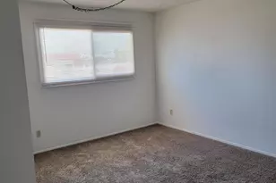 7854 N 47th Ave, Glendale, AZ 85301 - Photo 12