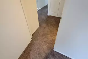 7854 N 47th Ave, Glendale, AZ 85301 - Photo 8
