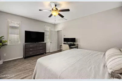 2022 W Desert Hollow Drive, Phoenix, AZ 85085 - Photo 10