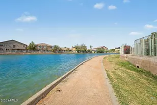 1914 N 109th Dr, Avondale, AZ 85392 - Photo 14
