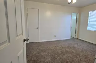 3024 N 37th Dr, Phoenix, AZ 85019 - Photo 14