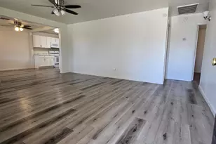3024 N 37th Dr, Phoenix, AZ 85019 - Photo 2