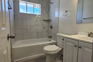 3024 N 37th Dr, Phoenix, AZ 85019 - Photo 20