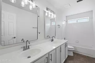 908 E Verbena Dr, Phoenix, AZ 85048 - Photo 12