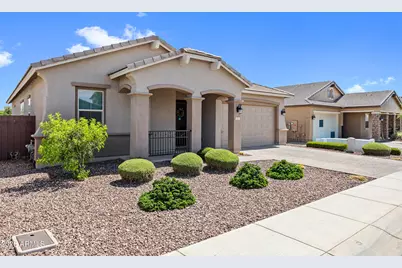 113 W Evergreen Pear Avenue, Queen Creek, AZ 85140 - Photo 2
