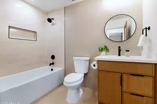 8331 E Malcomb Dr, Scottsdale, AZ 85250 - Photo 16
