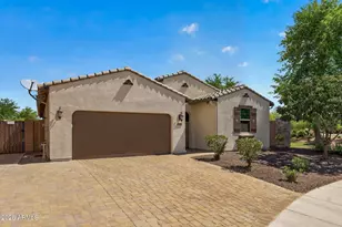 16118 W Cameron Dr, Surprise, AZ 85379 - Photo 6
