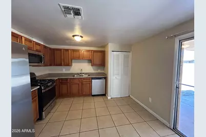 5540 W Berkeley Road, Phoenix, AZ 85035 - Photo 10