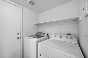 3906 E Kimberly Way, Phoenix, AZ 85050 - Photo 24
