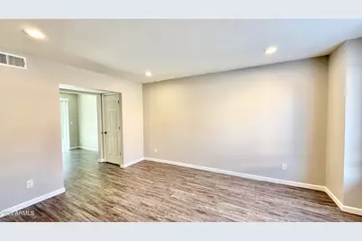 1418 E Knoll Circle #3, Mesa, AZ 85203 - Photo 10