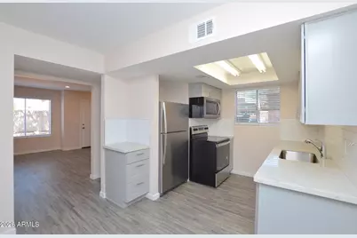 1418 E Knoll Circle #3, Mesa, AZ 85203 - Photo 6