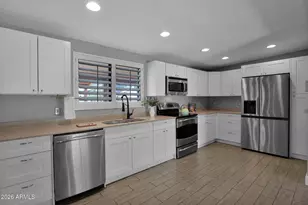4916 E Amelia Ave, Phoenix, AZ 85018 - Photo 8